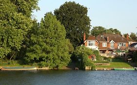 Inverloddon Bed And Breakfast, Wargrave